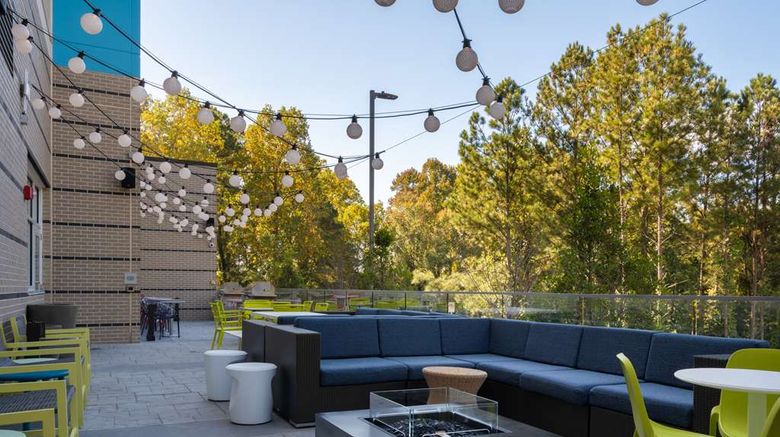 <b>Home2 Suites by Hilton Atlanta Airport Exterior</b>. Images powered by <a href="https://iceportal.shijigroup.com/" title="IcePortal" target="_blank">IcePortal</a>.