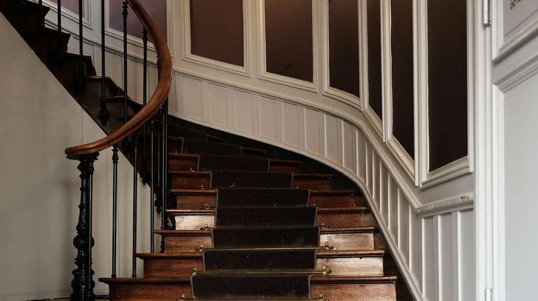 <b>Grand Hotel de l'Europe Lobby</b>. Images powered by <a href="https://iceportal.shijigroup.com/" title="IcePortal" target="_blank">IcePortal</a>.
