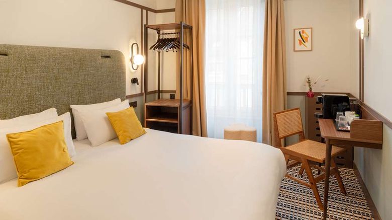 <b>Best Western Plus Au Grand Saint Jean Room</b>. Images powered by <a href="https://iceportal.shijigroup.com/" title="IcePortal" target="_blank">IcePortal</a>.