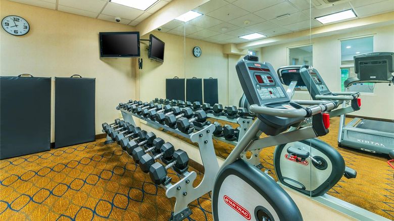 <b>Comfort Inn and Suites Kincardine Health</b>. Images powered by <a href="https://iceportal.shijigroup.com/" title="IcePortal" target="_blank">IcePortal</a>.