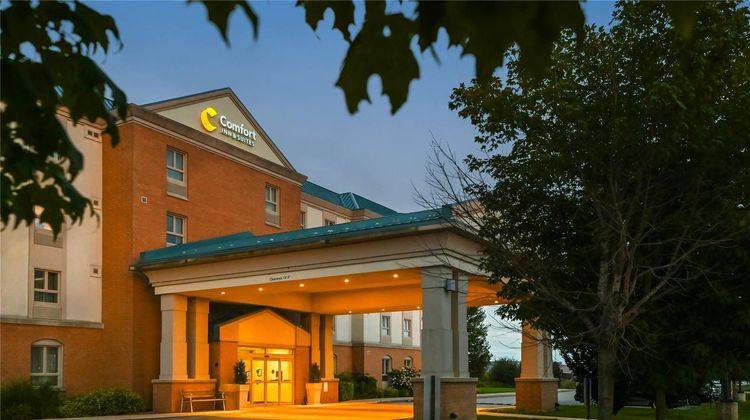 Comfort Inn and Suites Kincardine Exterior