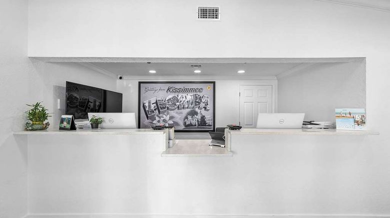 <b>Super 8 Maingate Kissimmee/Orlando Lobby</b>. Images powered by <a href="https://iceportal.shijigroup.com/" title="IcePortal" target="_blank">IcePortal</a>.