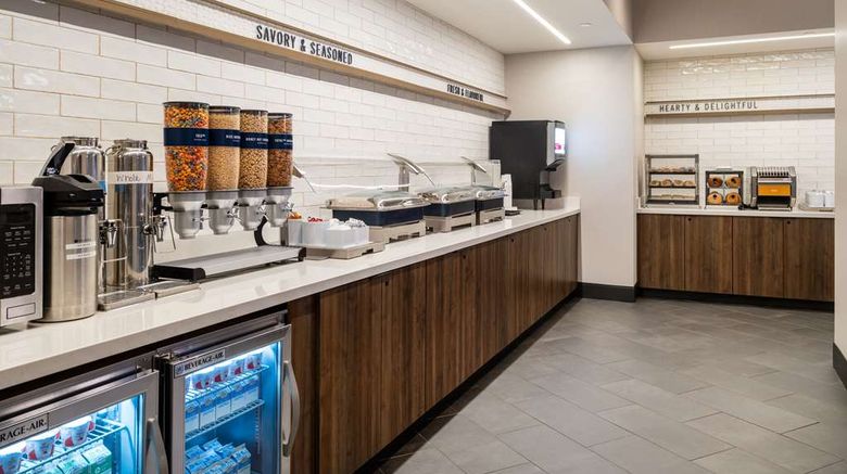 <b>Tru by Hilton Atlanta Airpt College Park Restaurant</b>. Images powered by <a href="https://iceportal.shijigroup.com/" title="IcePortal" target="_blank">IcePortal</a>.