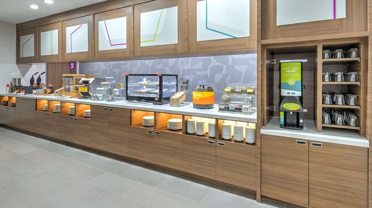 Home2 Suites by Hilton Dallas I-30 Restaurant