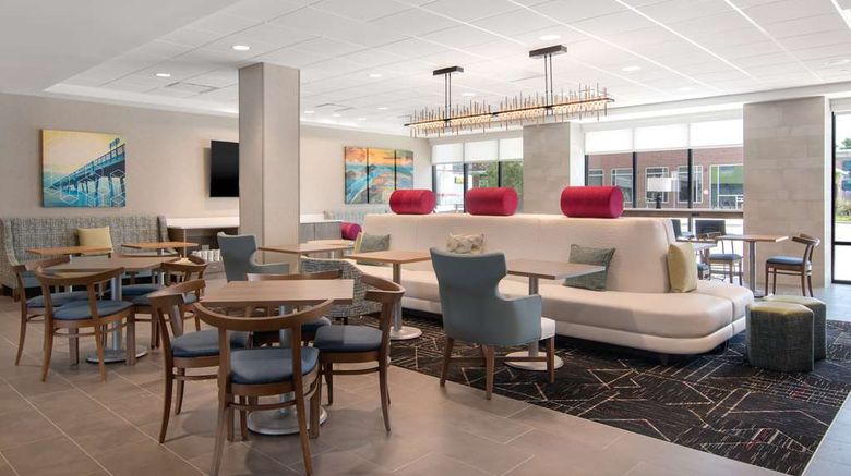 <b>Home2 Suites by Hilton Jacksonville, NC Lobby</b>. Images powered by <a href="https://iceportal.shijigroup.com/" title="IcePortal" target="_blank">IcePortal</a>.