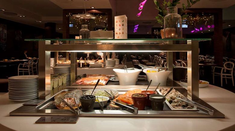 <b>Tallink Hotel Riga Restaurant</b>. Images powered by <a href="https://iceportal.shijigroup.com/" title="IcePortal" target="_blank">IcePortal</a>.