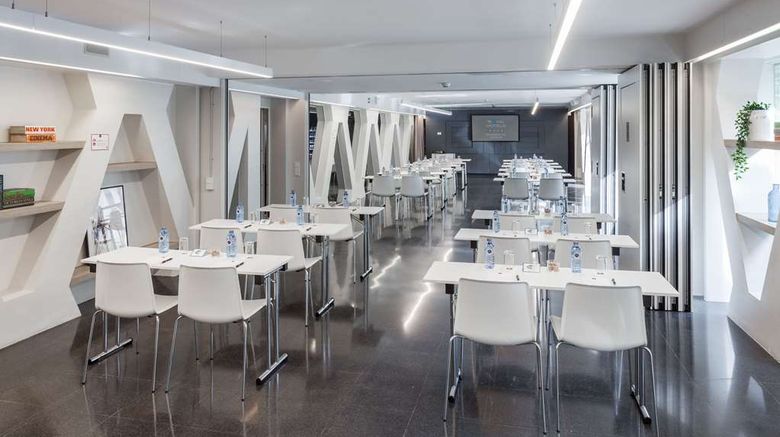 <b>Hotel Royal Passeig De Gracia Meeting</b>. Images powered by <a href="https://iceportal.shijigroup.com/" title="IcePortal" target="_blank">IcePortal</a>.