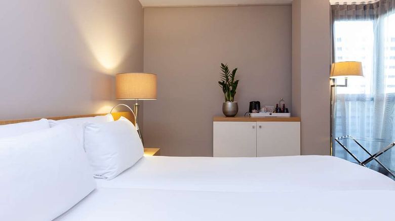 <b>Hotel Royal Passeig De Gracia Room</b>. Images powered by <a href="https://iceportal.shijigroup.com/" title="IcePortal" target="_blank">IcePortal</a>.