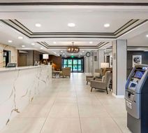 Best Western Plus Heritage Rail Inn Stes Lobby