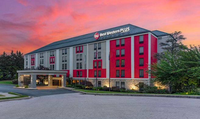 Best Western Plus Heritage Rail Inn Stes Exterior
