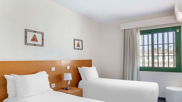 Club Del Carmen Room