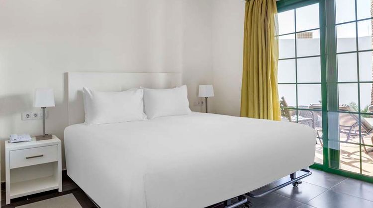 Club Del Carmen Room
