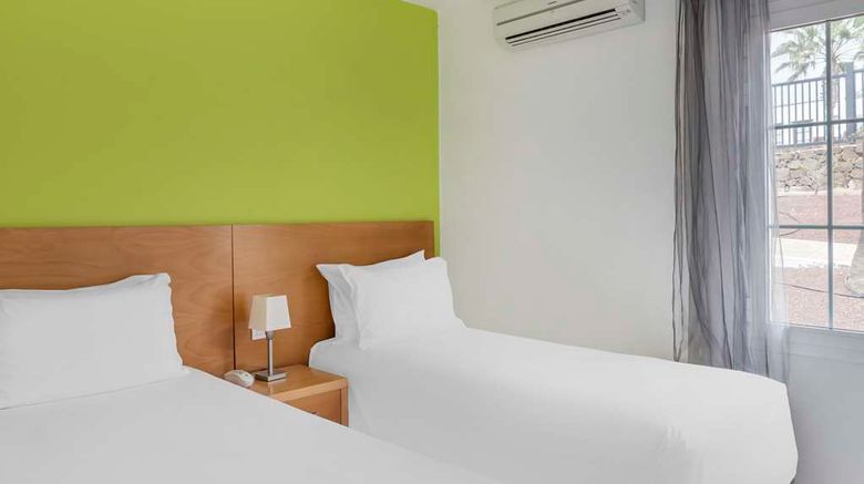 <b>Jardines del Sol Bungalows Room</b>. Images powered by <a href="https://iceportal.shijigroup.com/" title="IcePortal" target="_blank">IcePortal</a>.