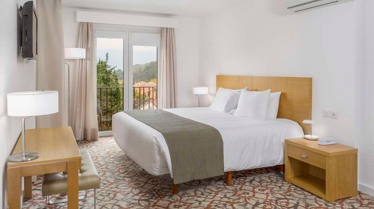 Le Club Mougins Room