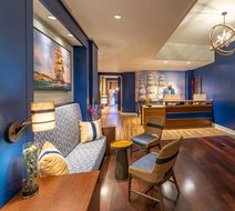 Hotel Griffon Lobby