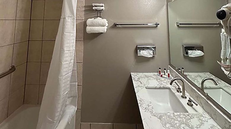 <b>Baymont by Wyndham DMN Airport Room</b>. Images powered by <a href="https://iceportal.shijigroup.com/" title="IcePortal" target="_blank">IcePortal</a>.