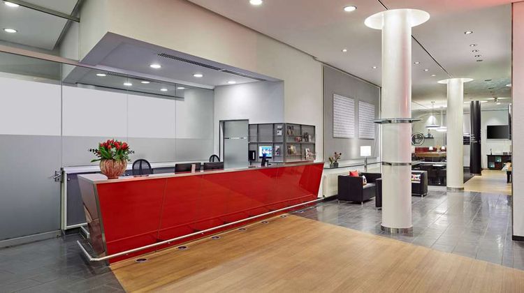 Lindner Hotel Dom Residence Lobby