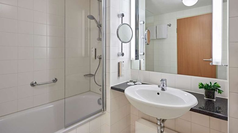 <b>Lindner Hotel Dom Residence Room</b>. Images powered by <a href="https://iceportal.shijigroup.com/" title="IcePortal" target="_blank">IcePortal</a>.