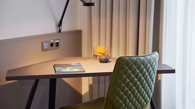<b>Lindner Hotel Airport Room</b>. Images powered by <a href="https://iceportal.shijigroup.com/" title="IcePortal" target="_blank">IcePortal</a>.