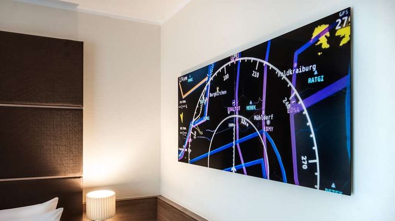 <b>Lindner Hotel Airport Suite</b>. Images powered by <a href="https://iceportal.shijigroup.com/" title="IcePortal" target="_blank">IcePortal</a>.