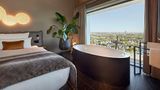 Lindner Hotel Duesseldorf Seestern Suite