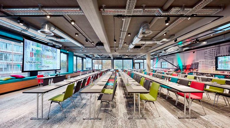 <b>Lindner Hotel Duesseldorf Seestern Meeting</b>. Images powered by <a href="https://iceportal.shijigroup.com/" title="IcePortal" target="_blank">IcePortal</a>.