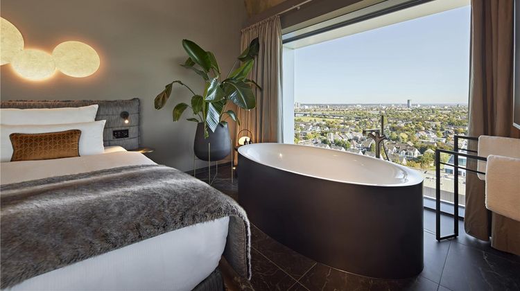 Lindner Hotel Duesseldorf Seestern Suite