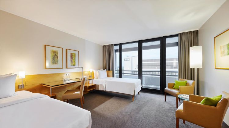 Lindner Hotel Duesseldorf Seestern Room