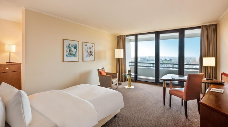 Lindner Hotel Duesseldorf Seestern Room