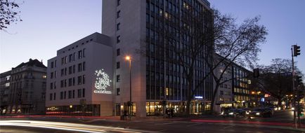 me and all hotel dusseldorf Exterior