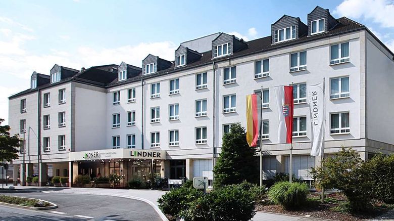 <b>Lindner Hotel Frankfurt Hochst Exterior</b>. Images powered by <a href="https://iceportal.shijigroup.com/" title="IcePortal" target="_blank">IcePortal</a>.