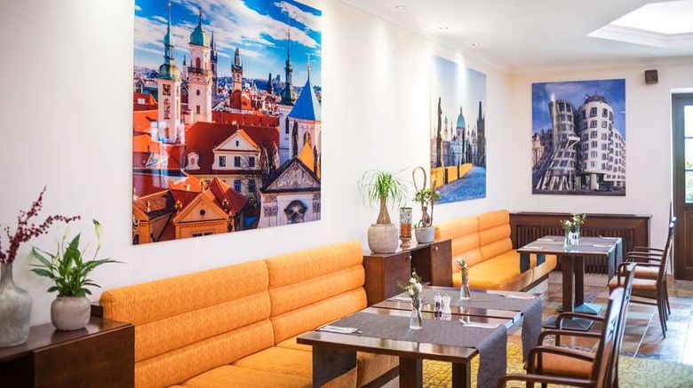 <b>Lindner Hotel Prague Castle Restaurant</b>. Images powered by <a href="https://iceportal.shijigroup.com/" title="IcePortal" target="_blank">IcePortal</a>.