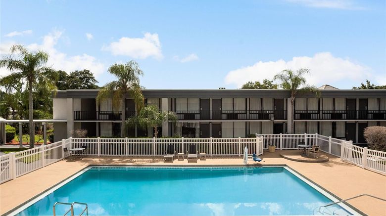 <b>Ramada by Wyndham Cocoa Pool</b>. Images powered by <a href="https://iceportal.shijigroup.com/" title="IcePortal" target="_blank">IcePortal</a>.