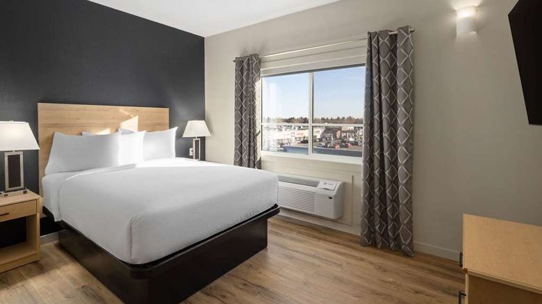 <b>Baymont by Wyndham West Edmonton Suite</b>. Images powered by <a href="https://iceportal.shijigroup.com/" title="IcePortal" target="_blank">IcePortal</a>.