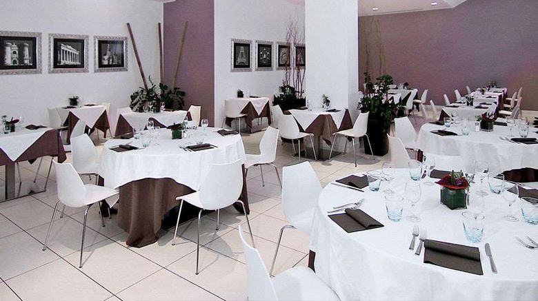 <b>Euro Hotel Residence Monza Restaurant</b>. Images powered by <a href="https://iceportal.shijigroup.com/" title="IcePortal" target="_blank">IcePortal</a>.