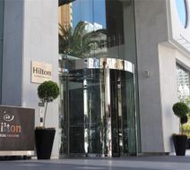 Hilton Surfers Paradise Residences Lobby