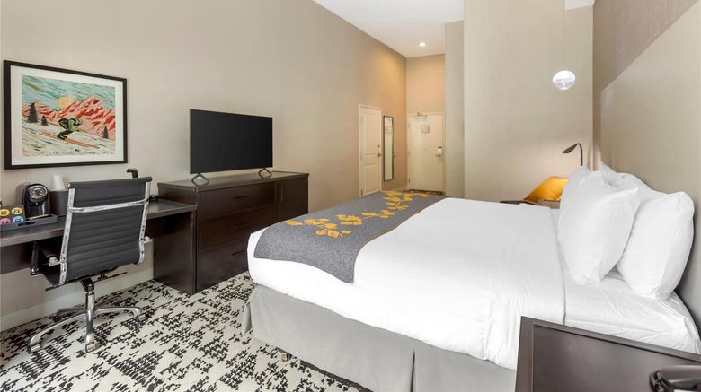 <b>Cambria Hotel Copper Mountain Room</b>. Images powered by <a href="https://iceportal.shijigroup.com/" title="IcePortal" target="_blank">IcePortal</a>.