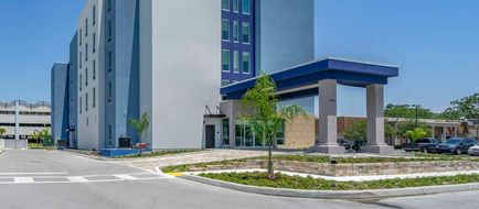 Comfort Inn and Suites New Port Richey Exterior