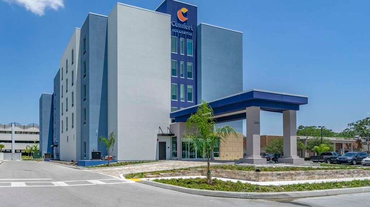 Comfort Inn and Suites New Port Richey Exterior