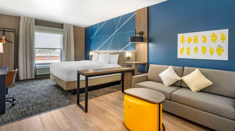 Comfort Inn and Suites New Port Richey Room