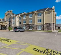 Comfort Inn & Suites Exterior