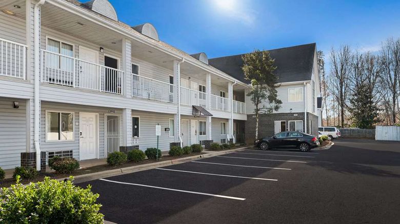 <b>Rodeway Inn Charlotte Independence Blvd Exterior</b>. Images powered by <a href="https://iceportal.shijigroup.com/" title="IcePortal" target="_blank">IcePortal</a>.