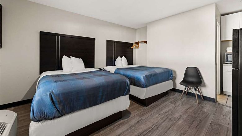 <b>Rodeway Inn Charlotte Independence Blvd Room</b>. Images powered by <a href="https://iceportal.shijigroup.com/" title="IcePortal" target="_blank">IcePortal</a>.