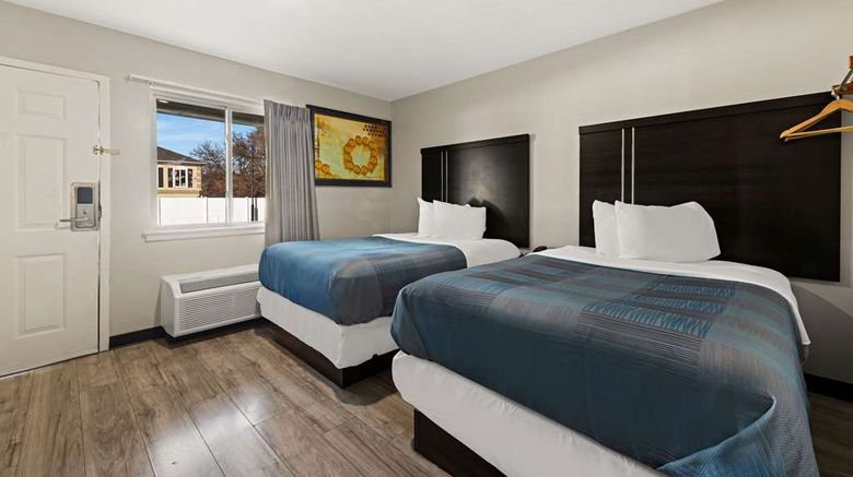<b>Rodeway Inn Charlotte Independence Blvd Room</b>. Images powered by <a href="https://iceportal.shijigroup.com/" title="IcePortal" target="_blank">IcePortal</a>.