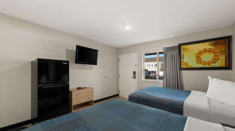 <b>Rodeway Inn Charlotte Independence Blvd Room</b>. Images powered by <a href="https://iceportal.shijigroup.com/" title="IcePortal" target="_blank">IcePortal</a>.