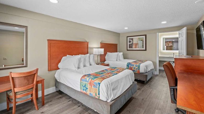 <b>Travelodge by Wyndham Kissimmee/Orlando Room</b>. Images powered by <a href="https://iceportal.shijigroup.com/" title="IcePortal" target="_blank">IcePortal</a>.