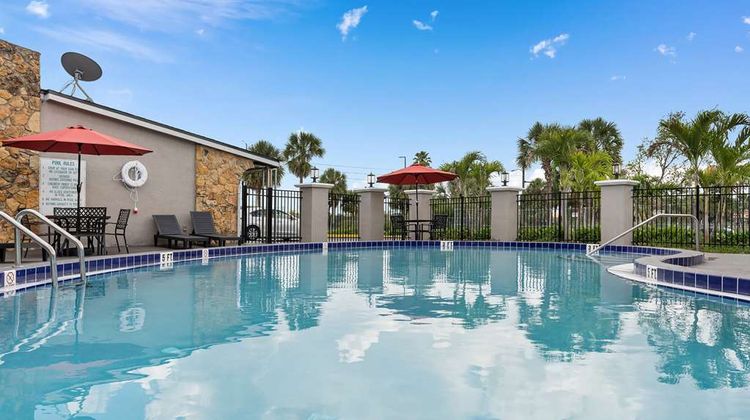 Travelodge by Wyndham Kissimmee/Orlando Pool