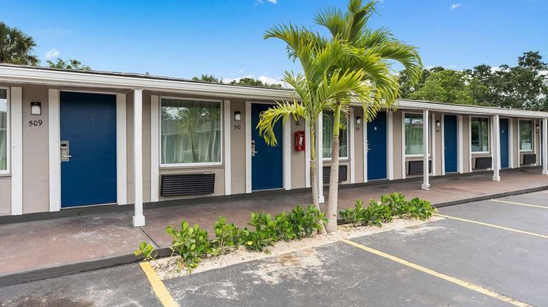 Travelodge by Wyndham Kissimmee/Orlando Exterior. Images powered by <a href="https://iceportal.shijigroup.com" target="_blank" rel="noopener">Ice Portal</a>.