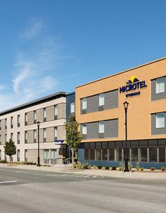 Microtel by Wyndham Lachute