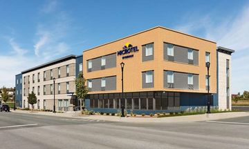 Microtel by Wyndham Lachute